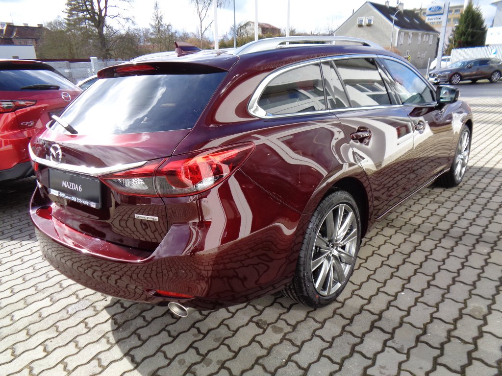 Mazda 6