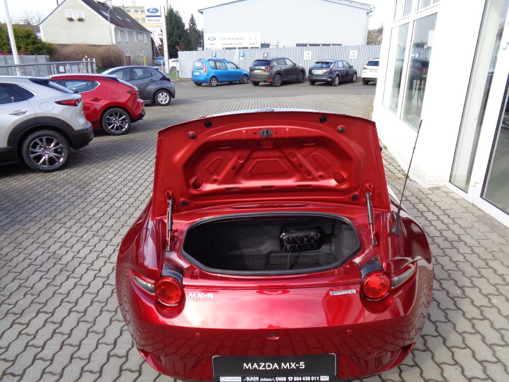 Mazda MX-5
