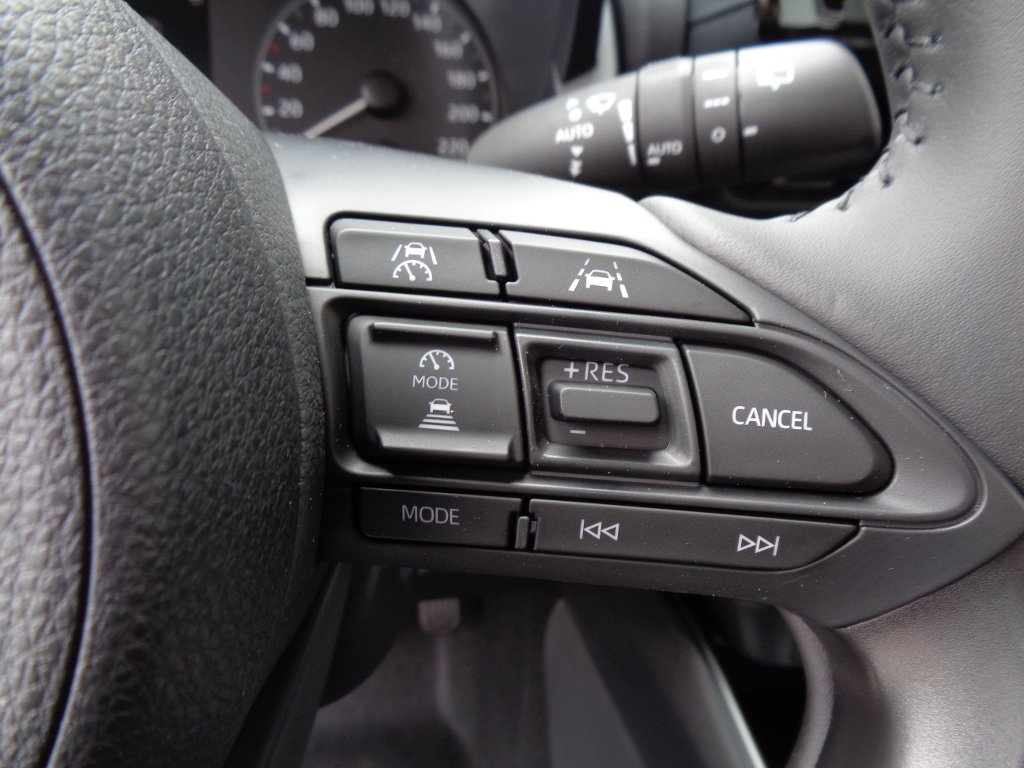Mazda 2 Hybrid