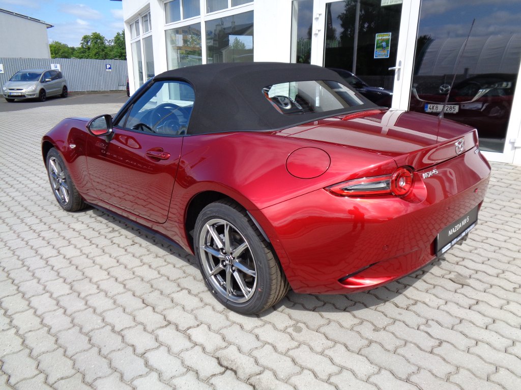 Mazda MX-5