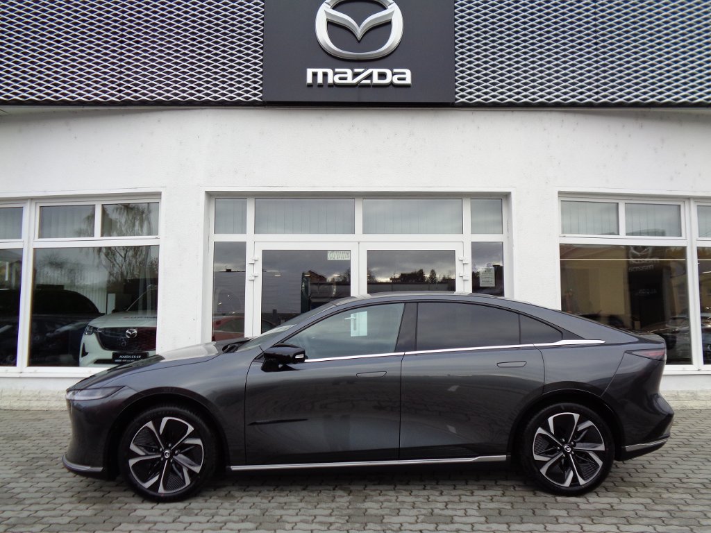 Mazda 6e