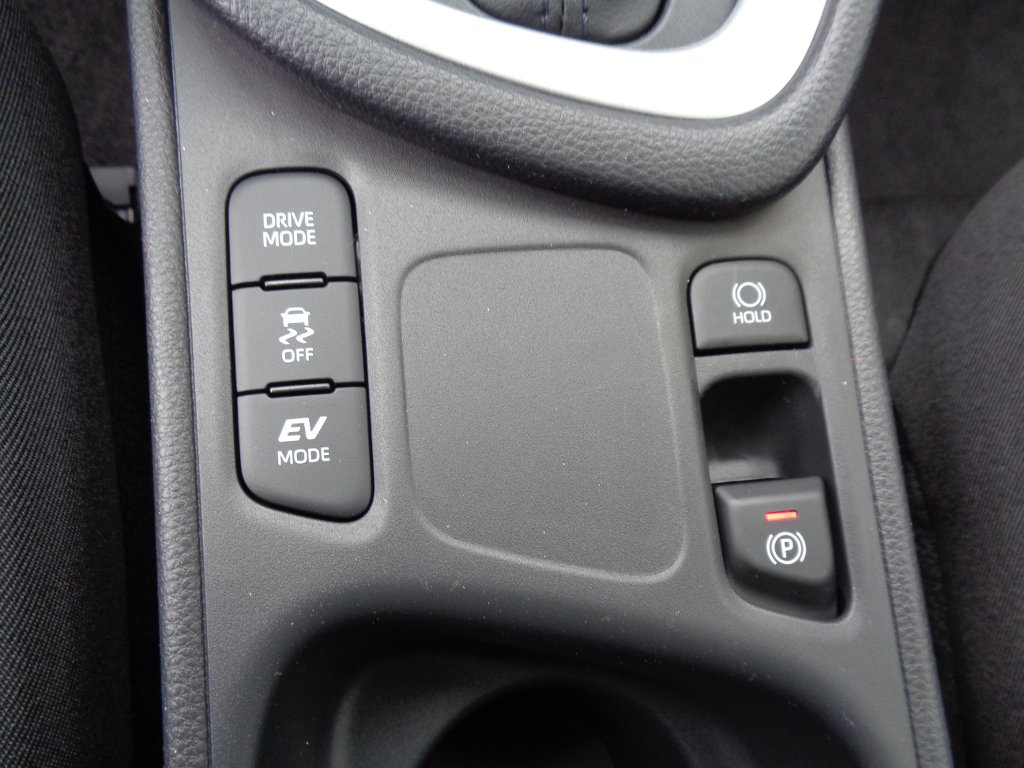 Mazda 2 Hybrid