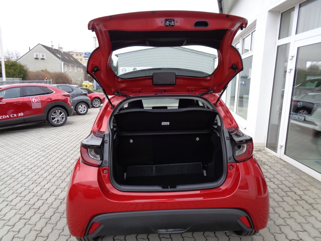 Mazda 2 Hybrid