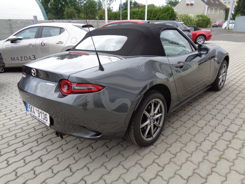 Mazda MX-5