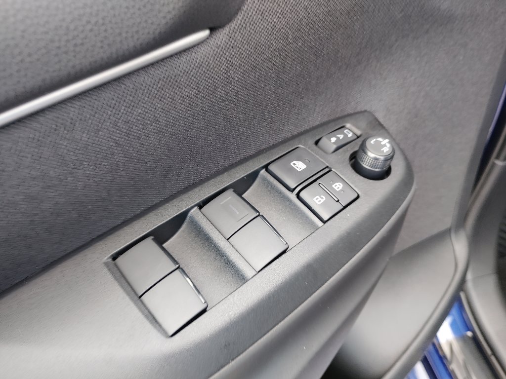 Mazda 2 Hybrid