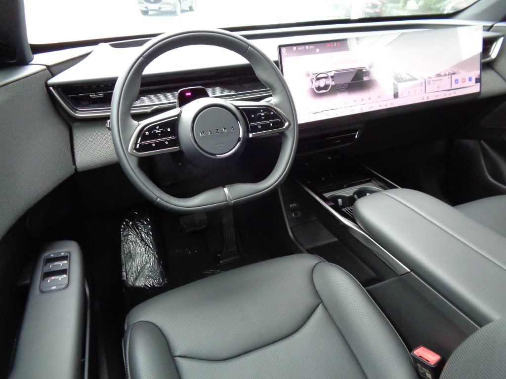 Mazda CX-6e