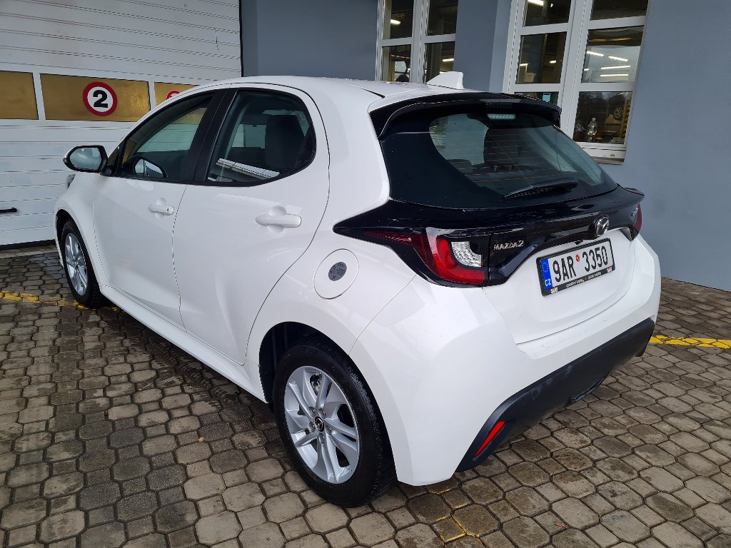 Mazda 2 Hybrid