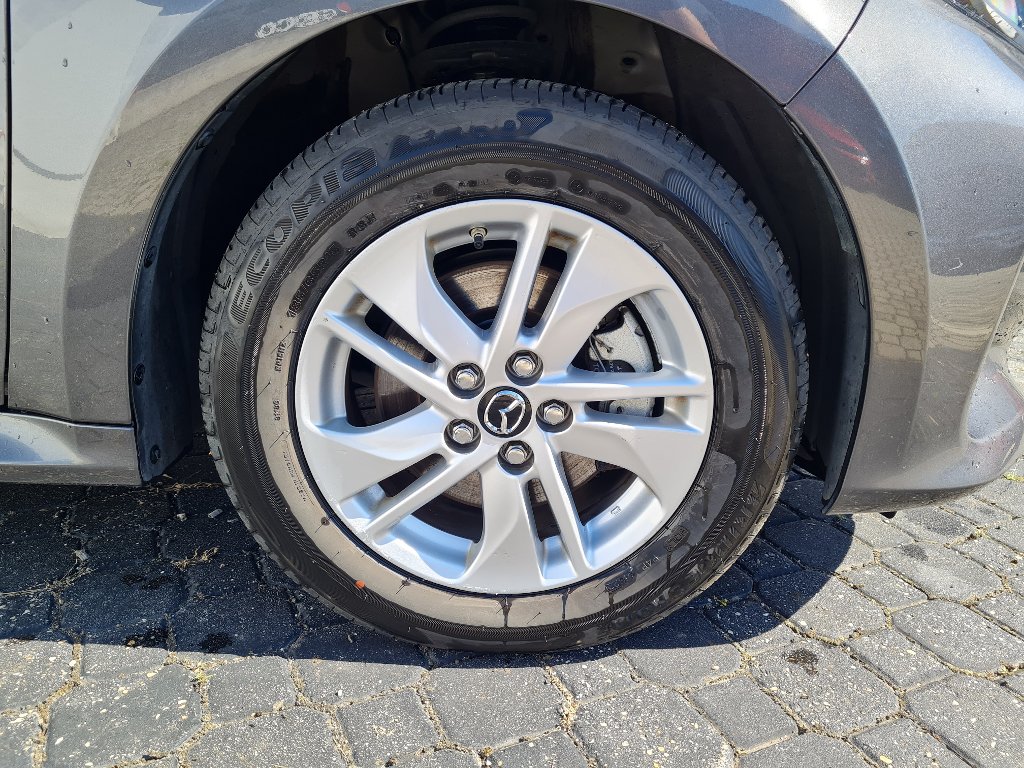 Mazda 2 Hybrid