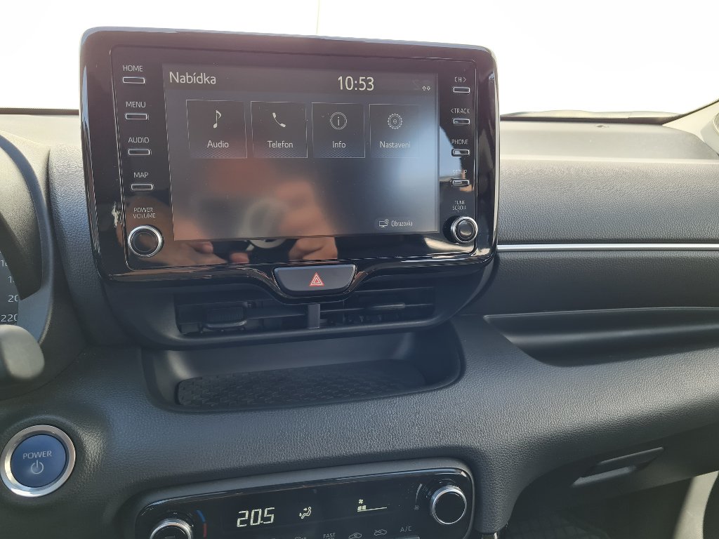 Mazda 2 Hybrid