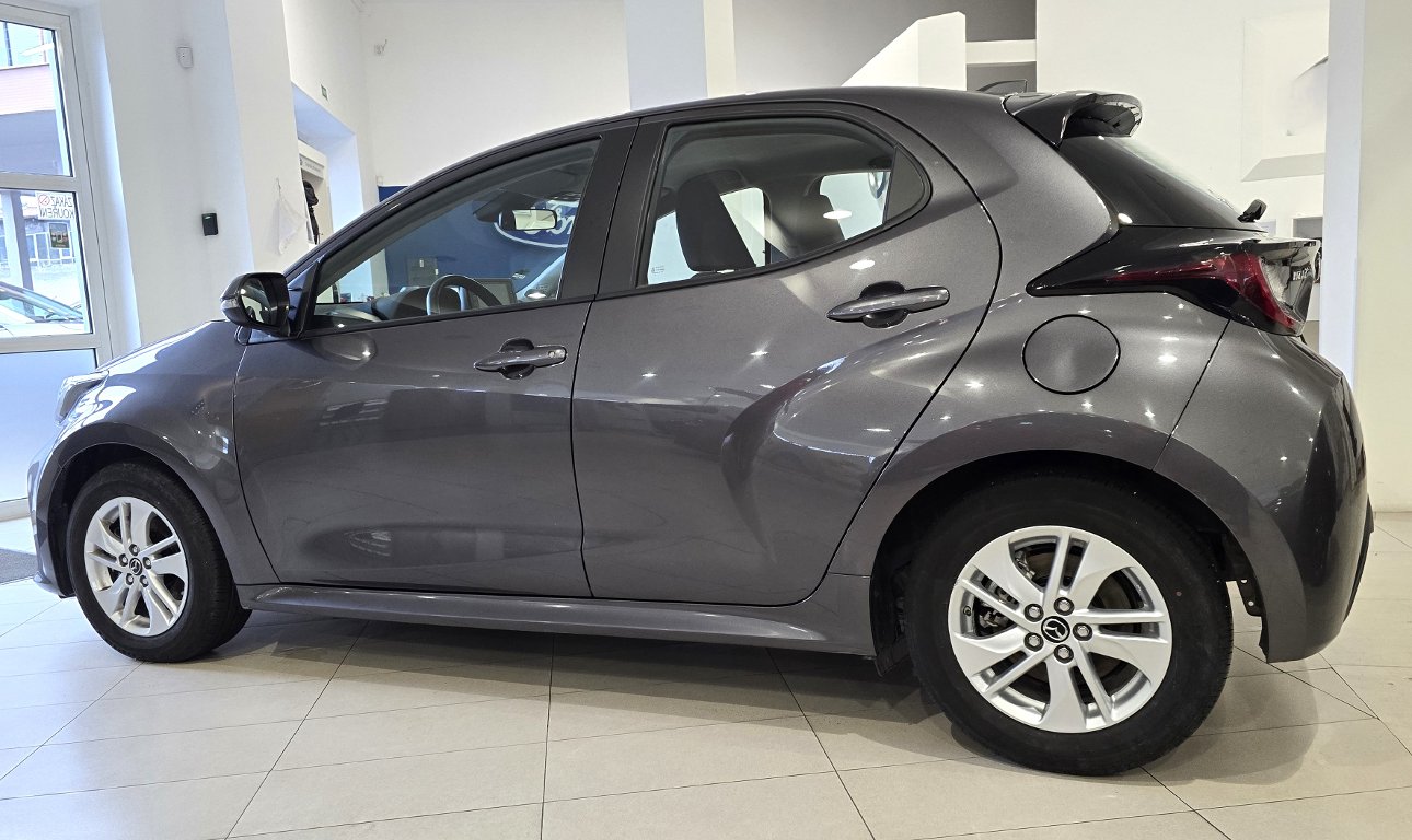 Mazda 2 Hybrid