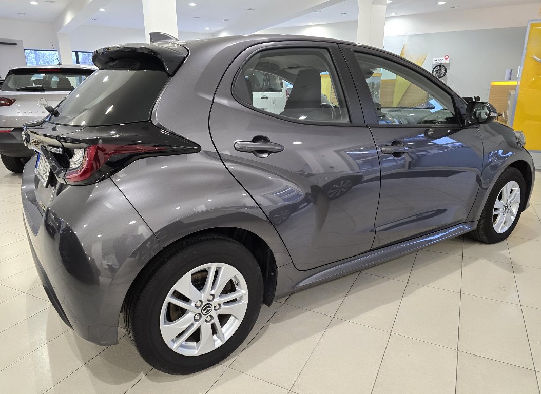 Mazda 2 Hybrid