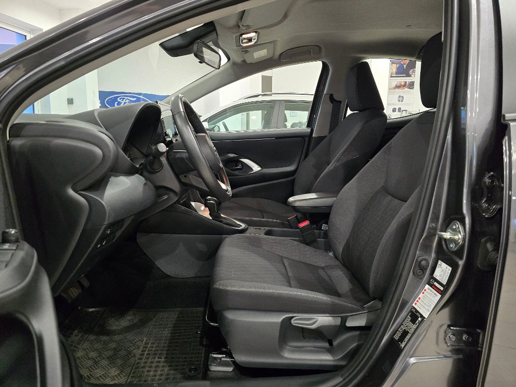 Mazda 2 Hybrid
