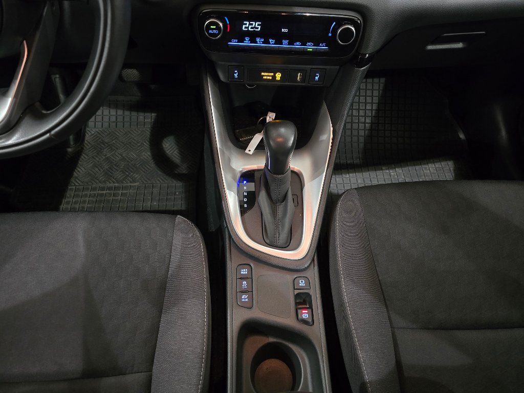 Mazda 2 Hybrid