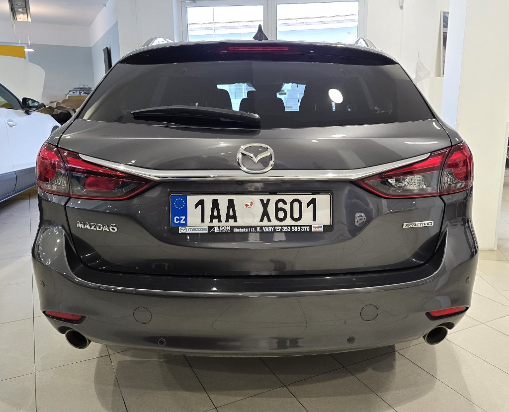 Mazda 6