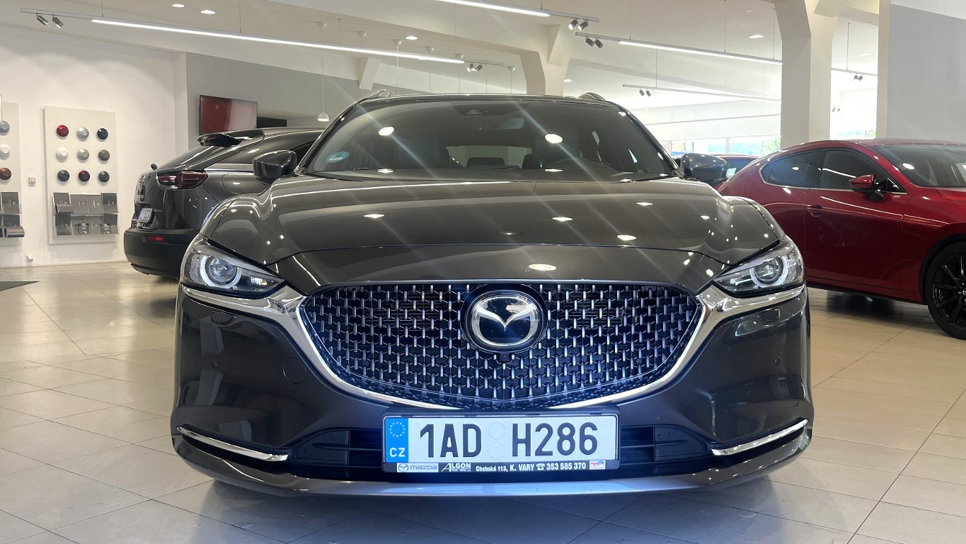 Mazda 6