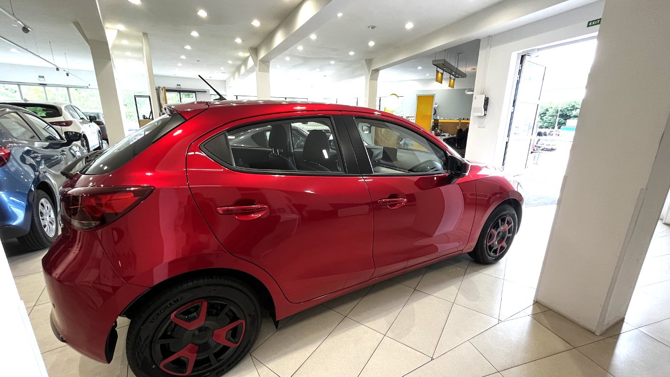 Mazda 2