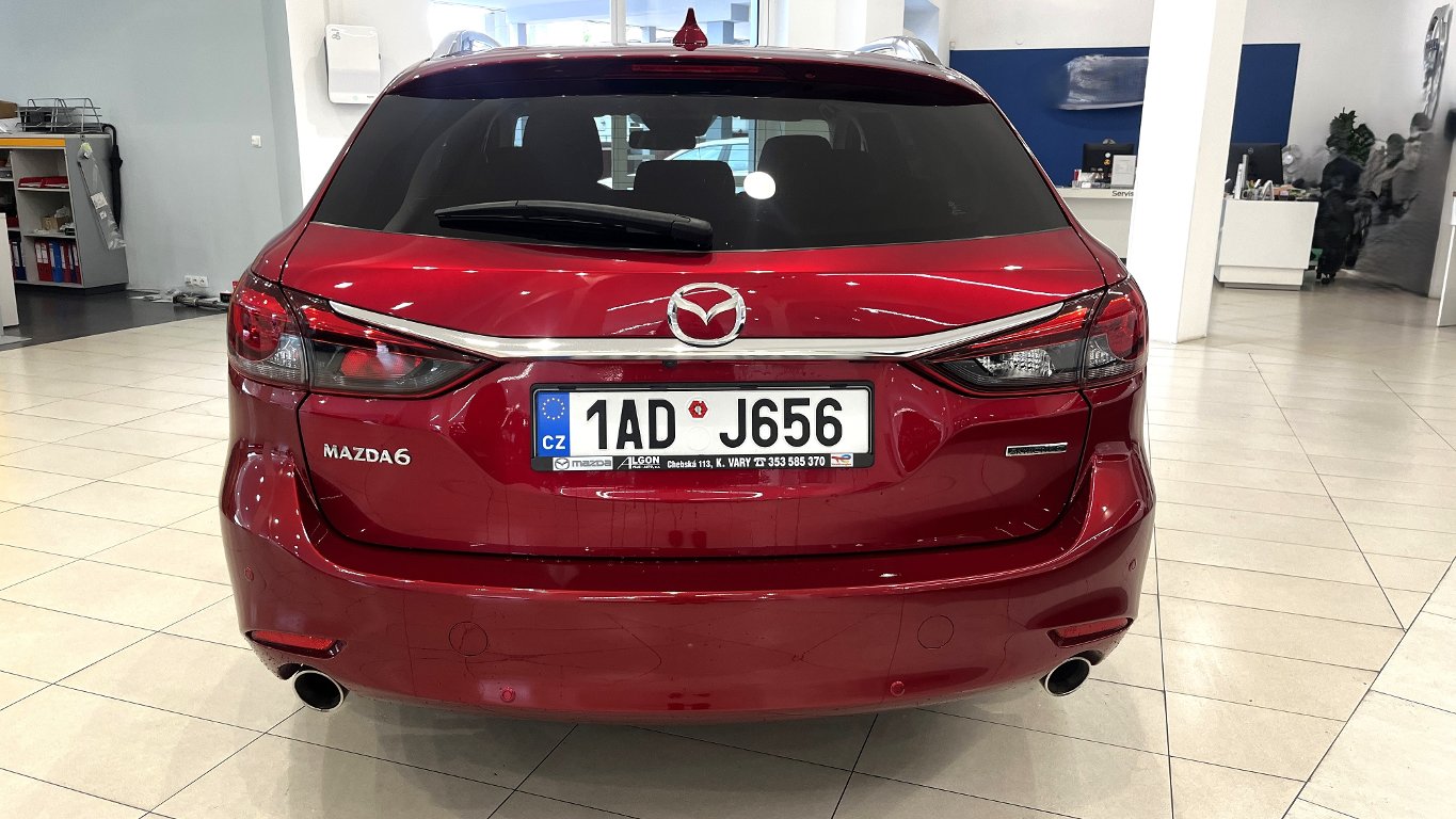 Mazda 6