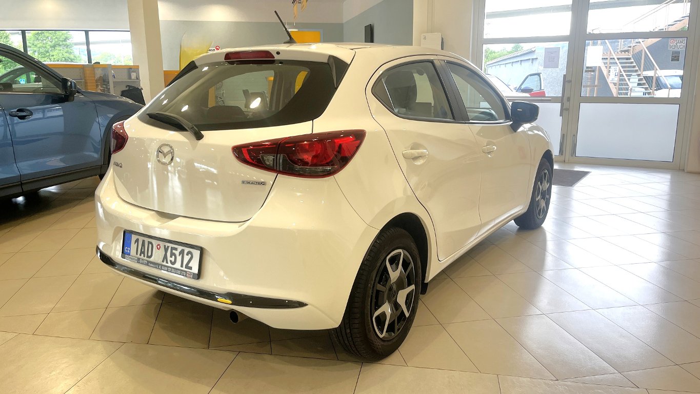 Mazda 2