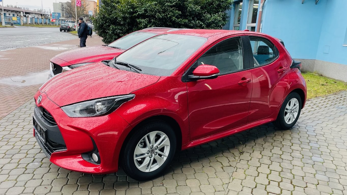 Mazda 2 Hybrid