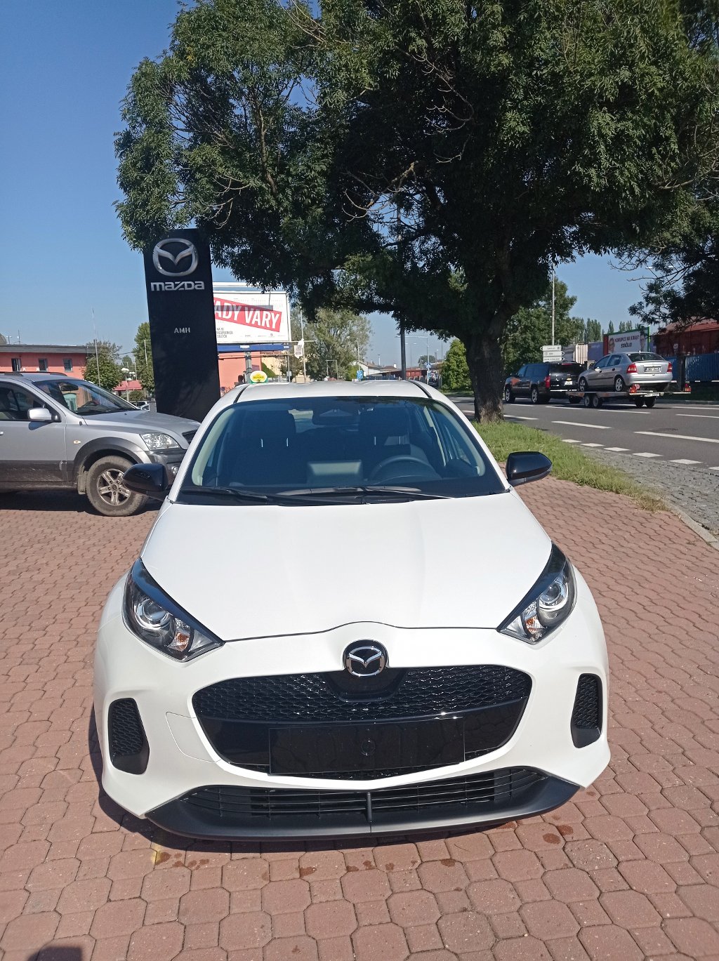 Mazda 2 Hybrid
