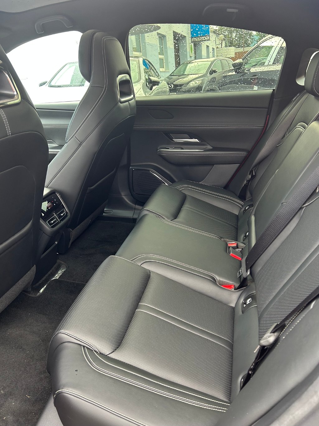 Mazda 6e