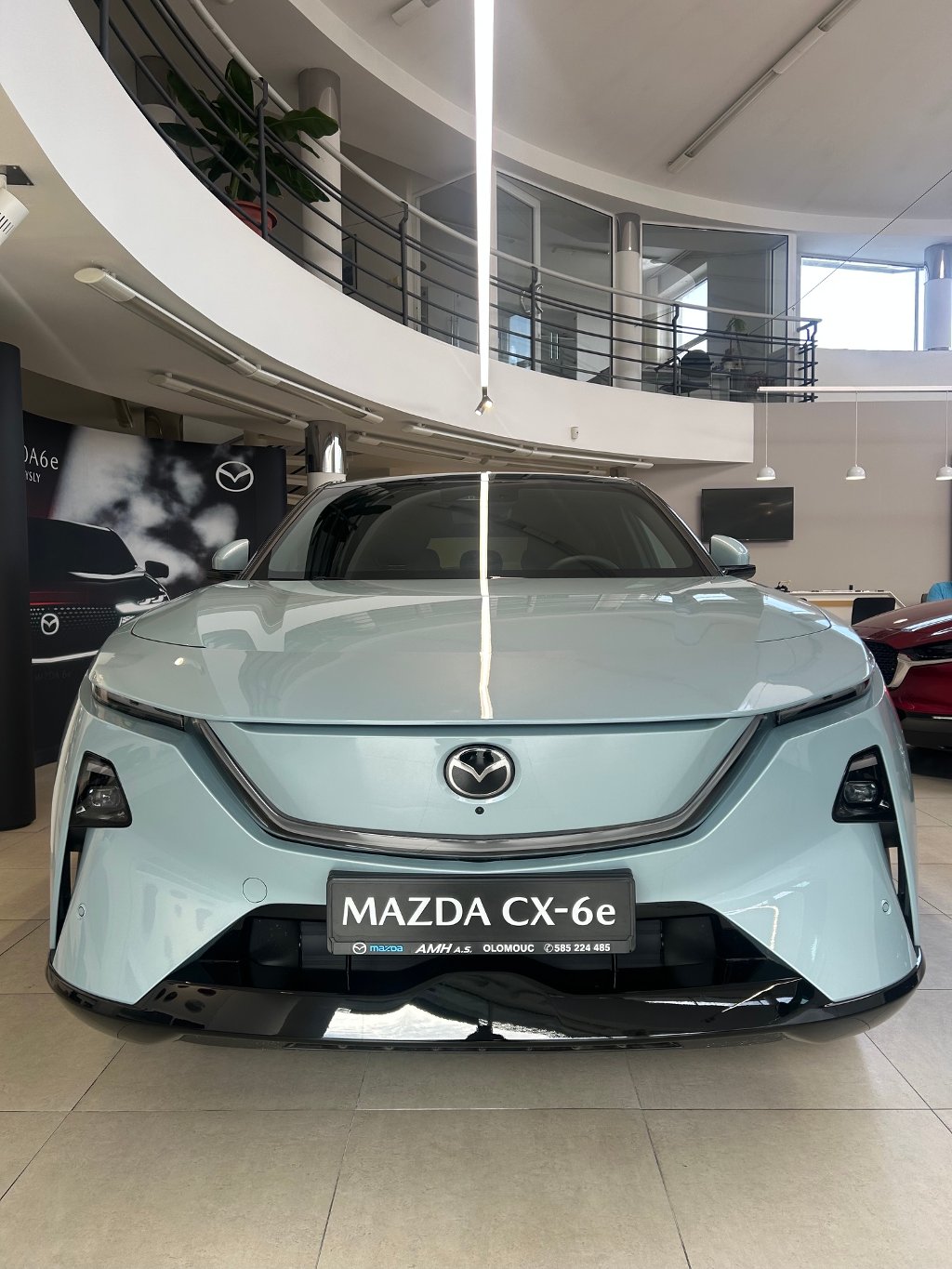 Mazda CX-6e