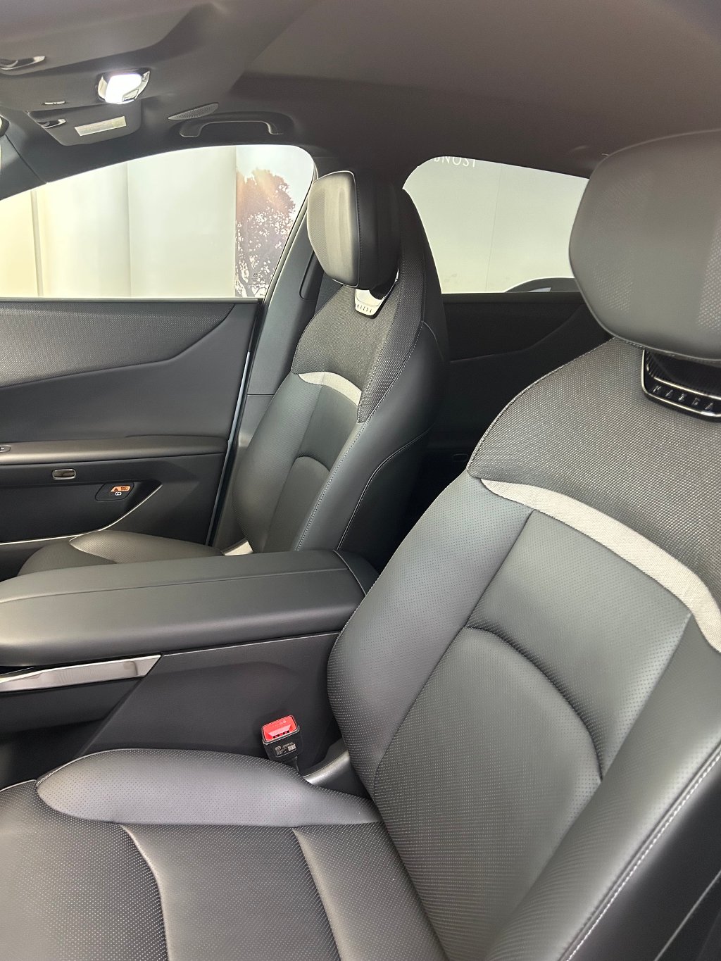 Mazda CX-6e