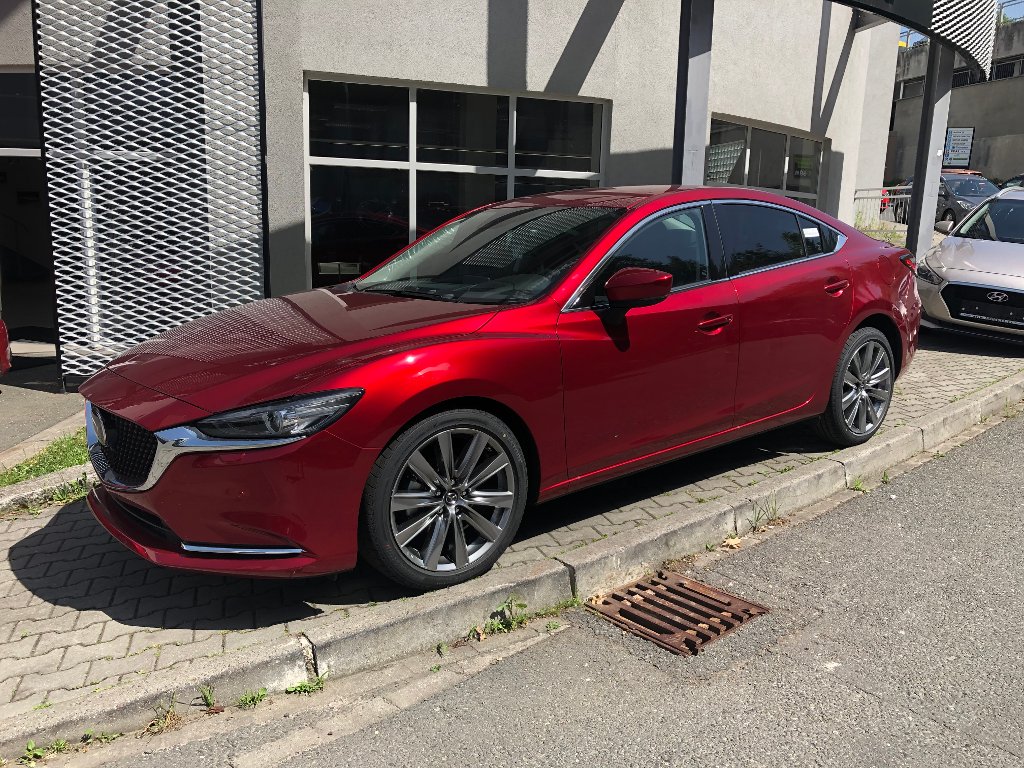 Mazda 6