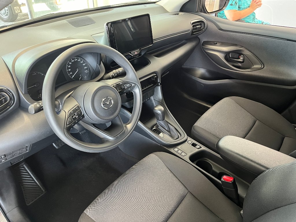 Mazda 2 Hybrid