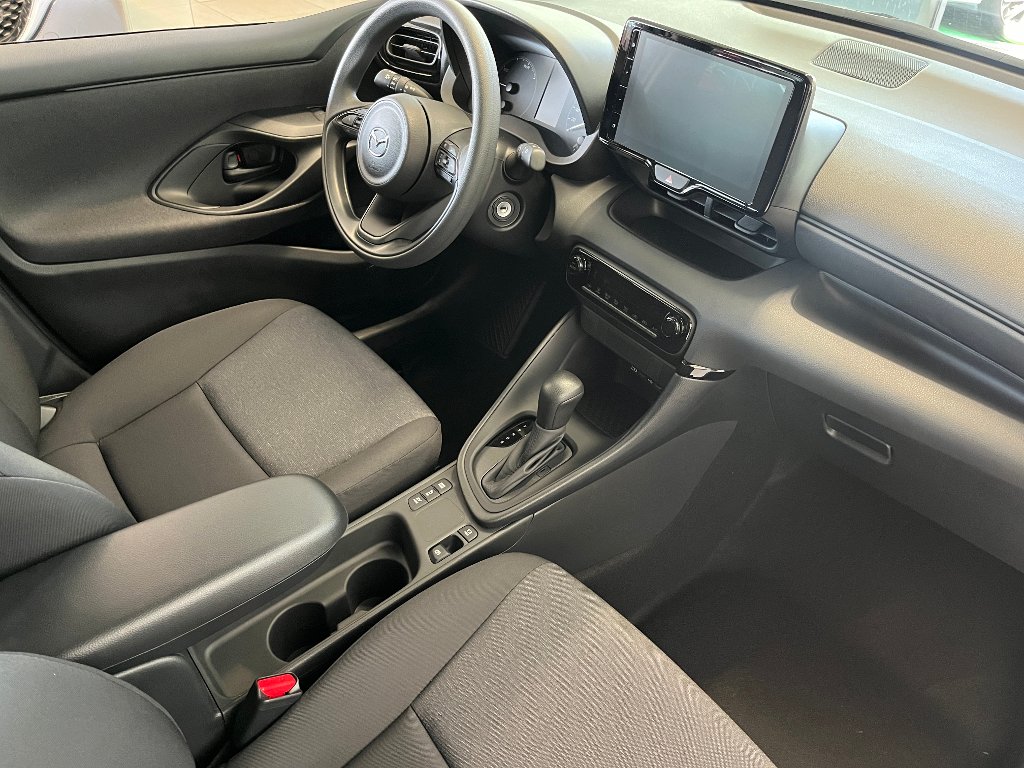 Mazda 2 Hybrid