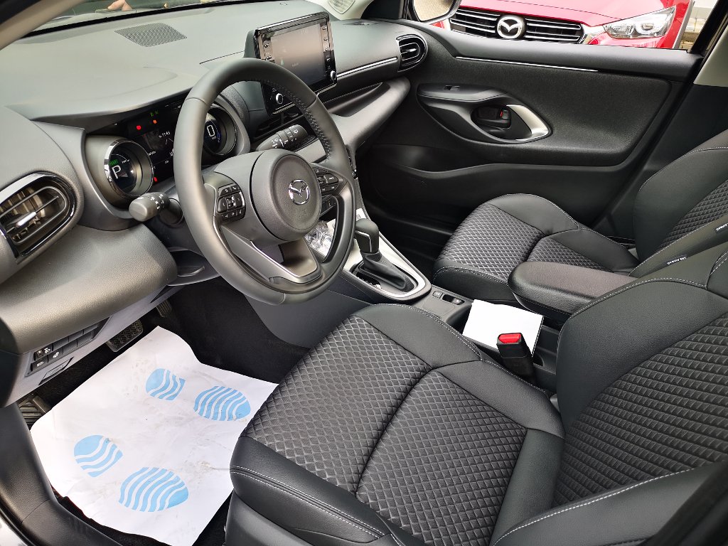 Mazda 2 Hybrid
