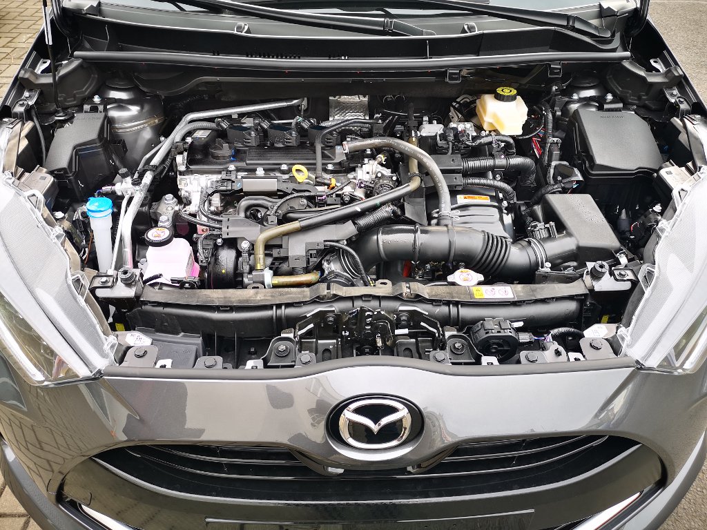 Mazda 2 Hybrid