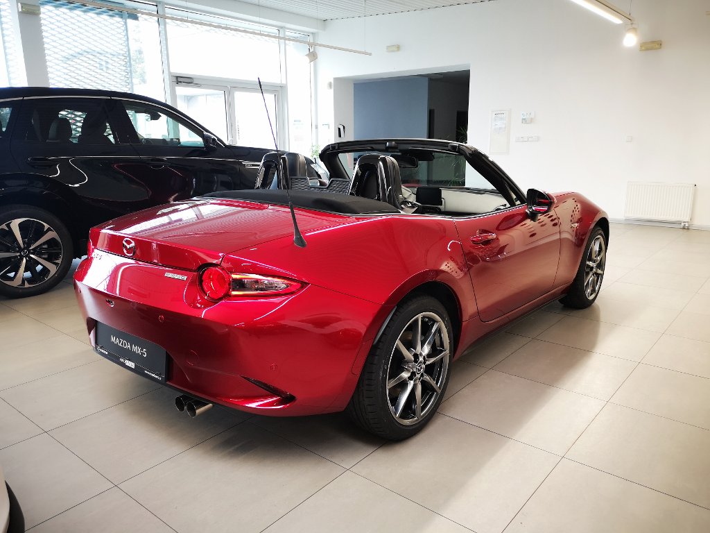 Mazda MX-5