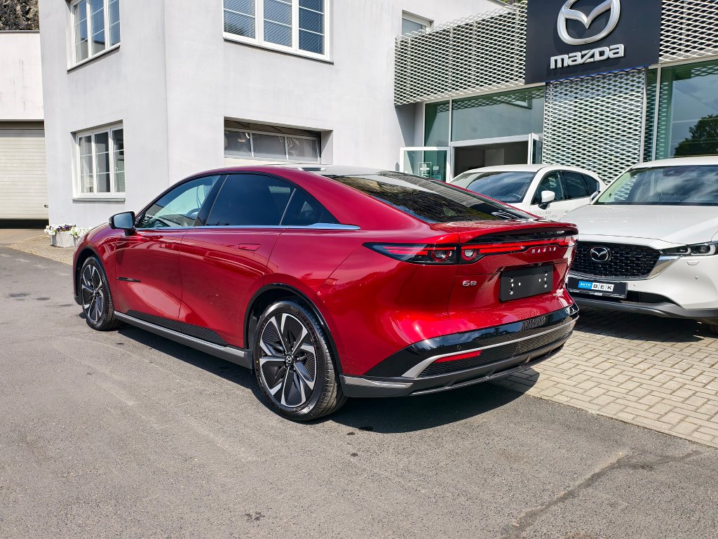 Mazda 6e