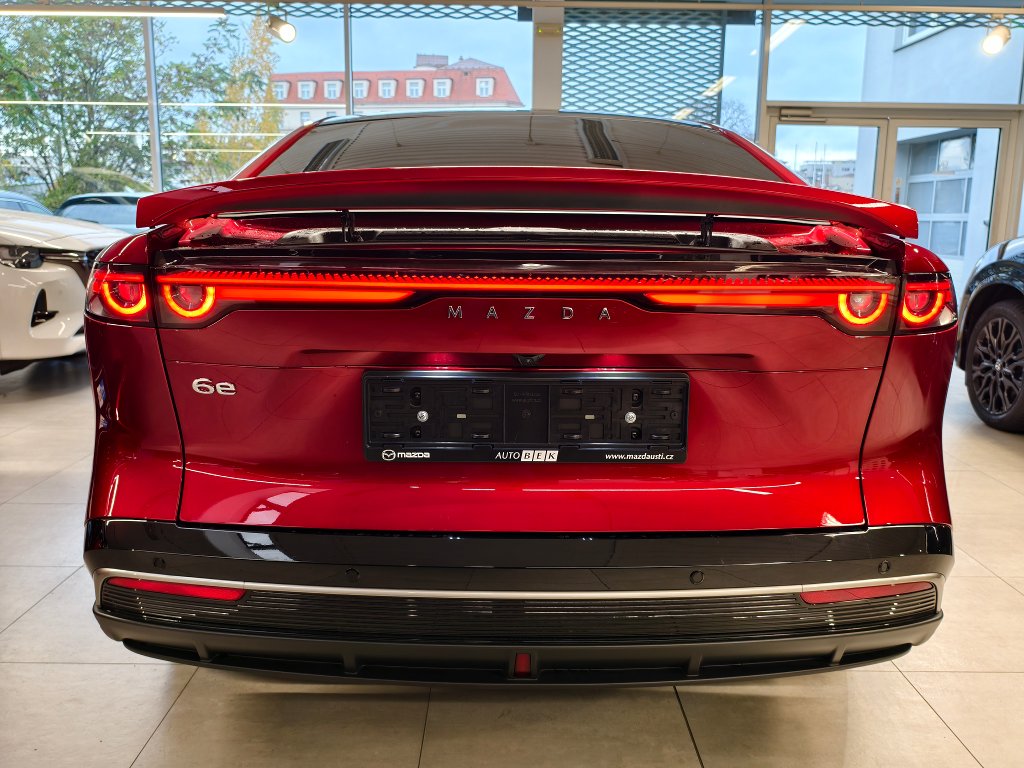 Mazda 6e