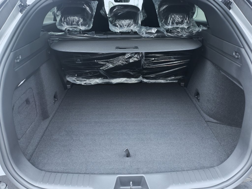 Mazda CX-6e