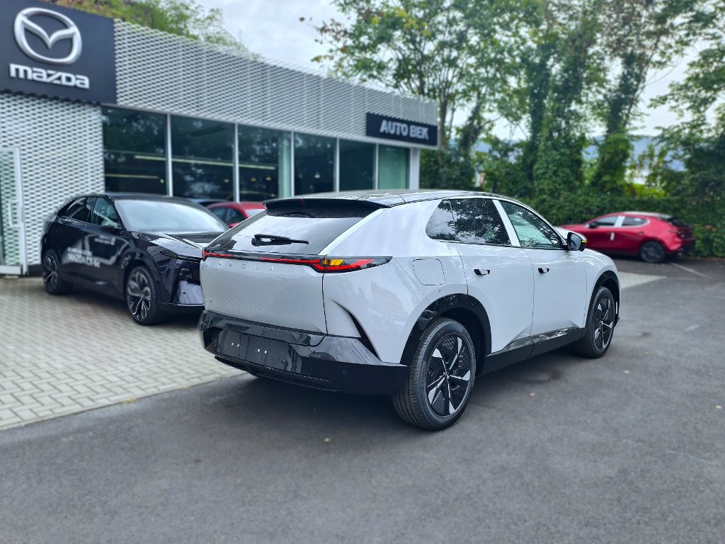 Mazda CX-6e