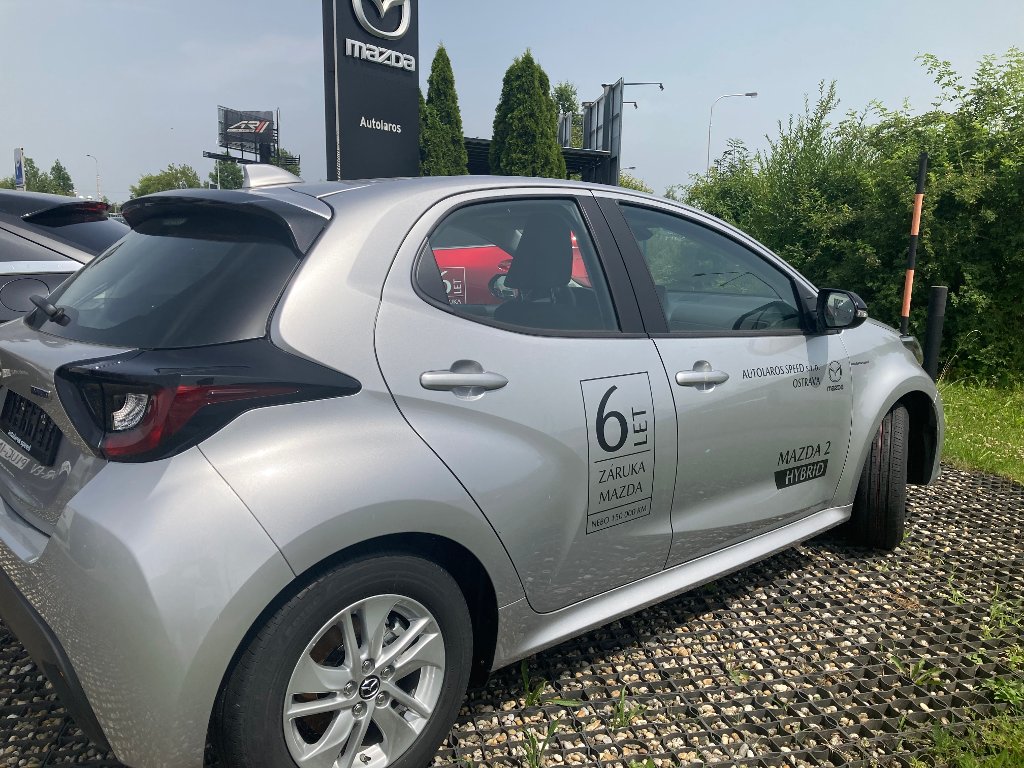 Mazda 2 Hybrid