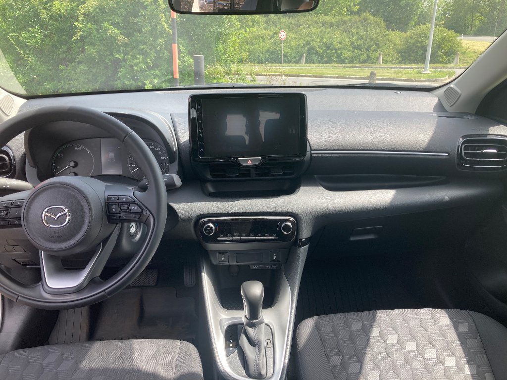 Mazda 2 Hybrid