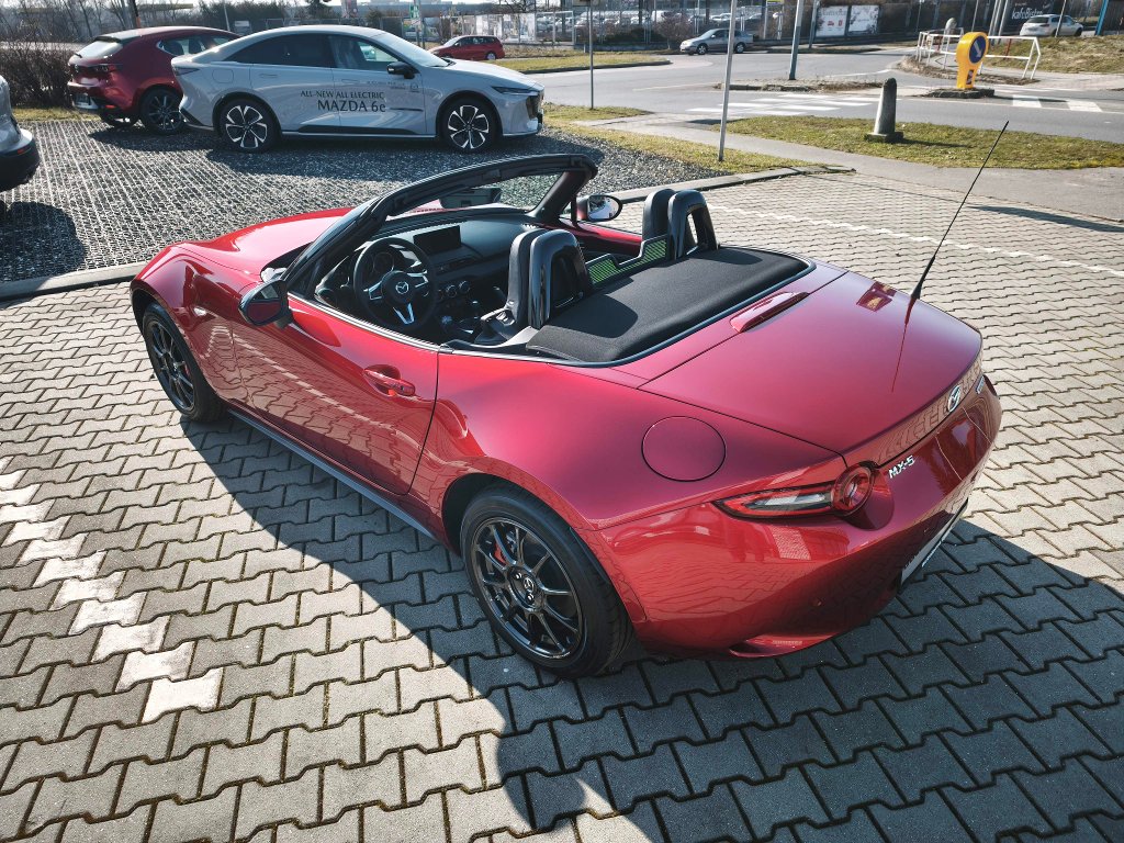 Mazda MX-5