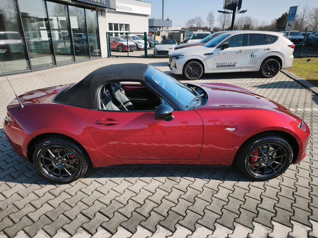 Mazda MX-5