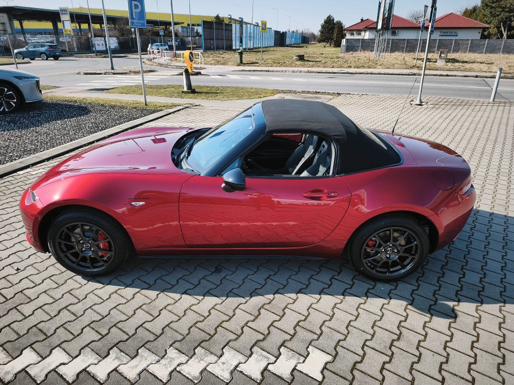 Mazda MX-5