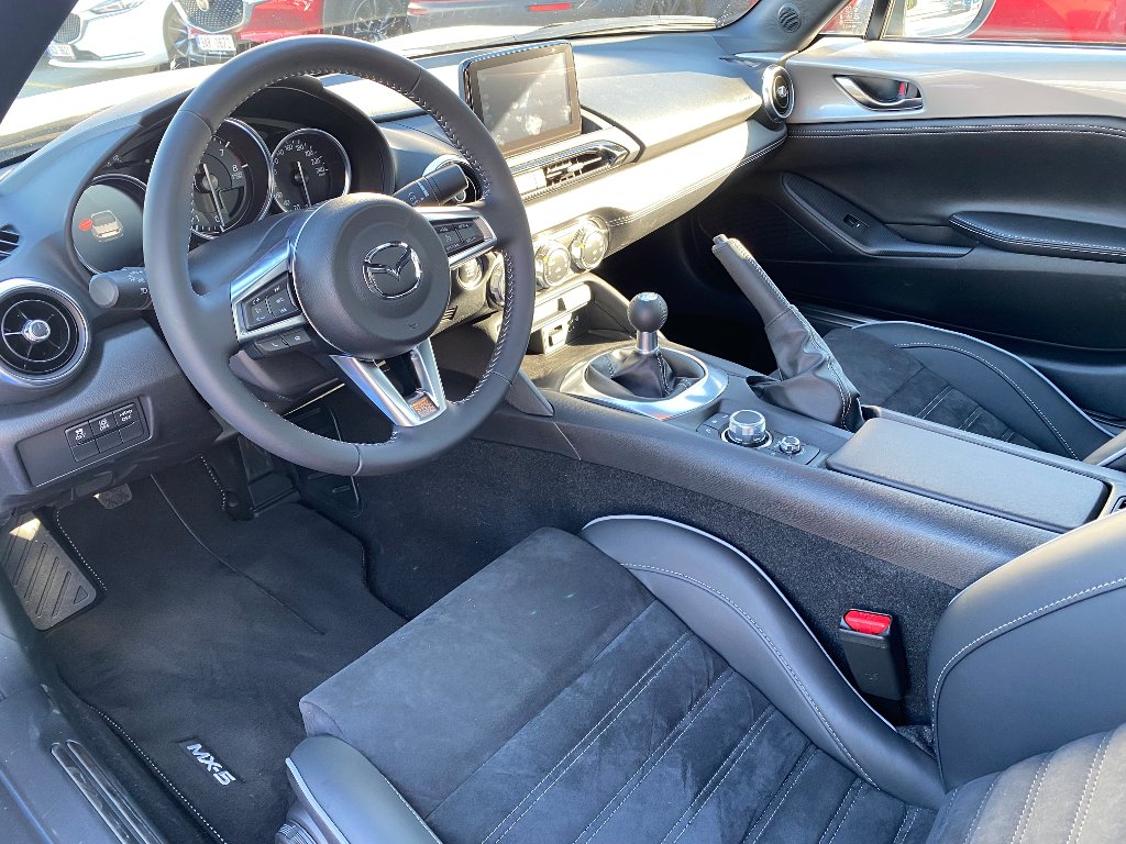Mazda MX-5