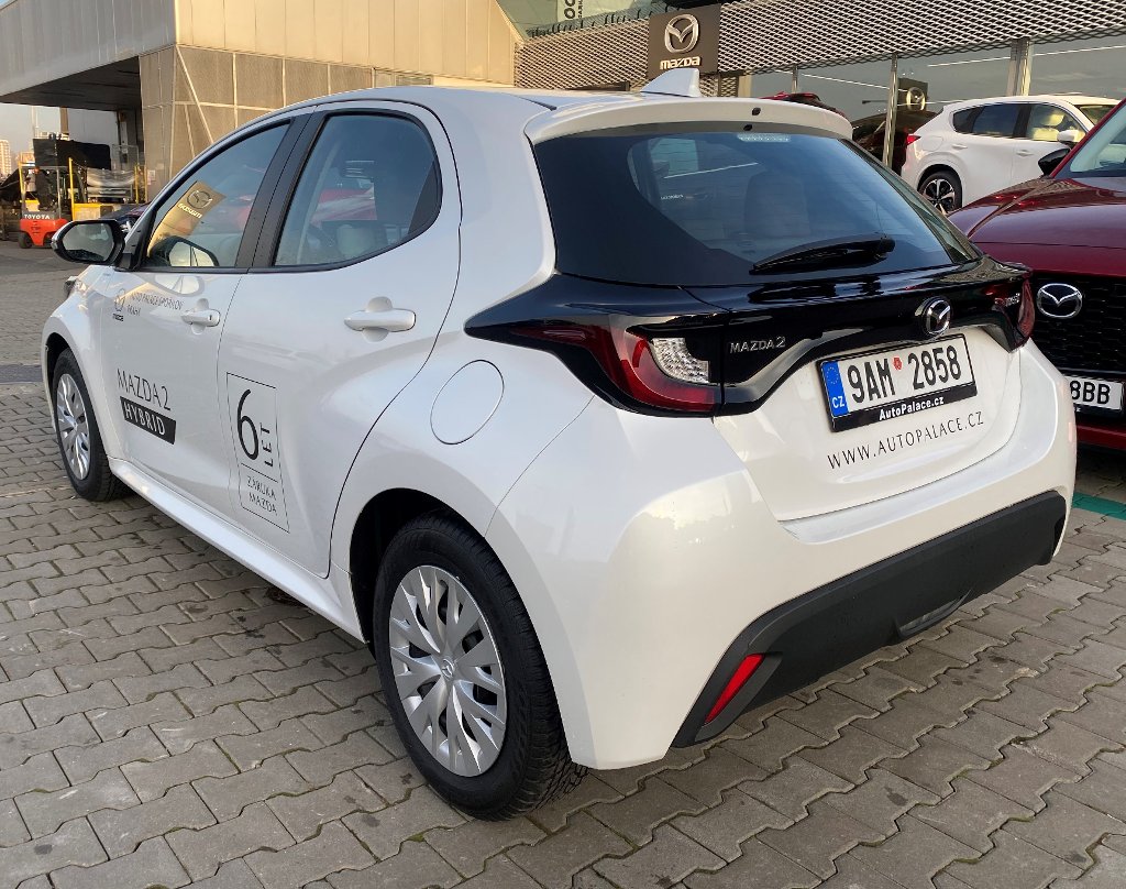 Mazda 2 Hybrid