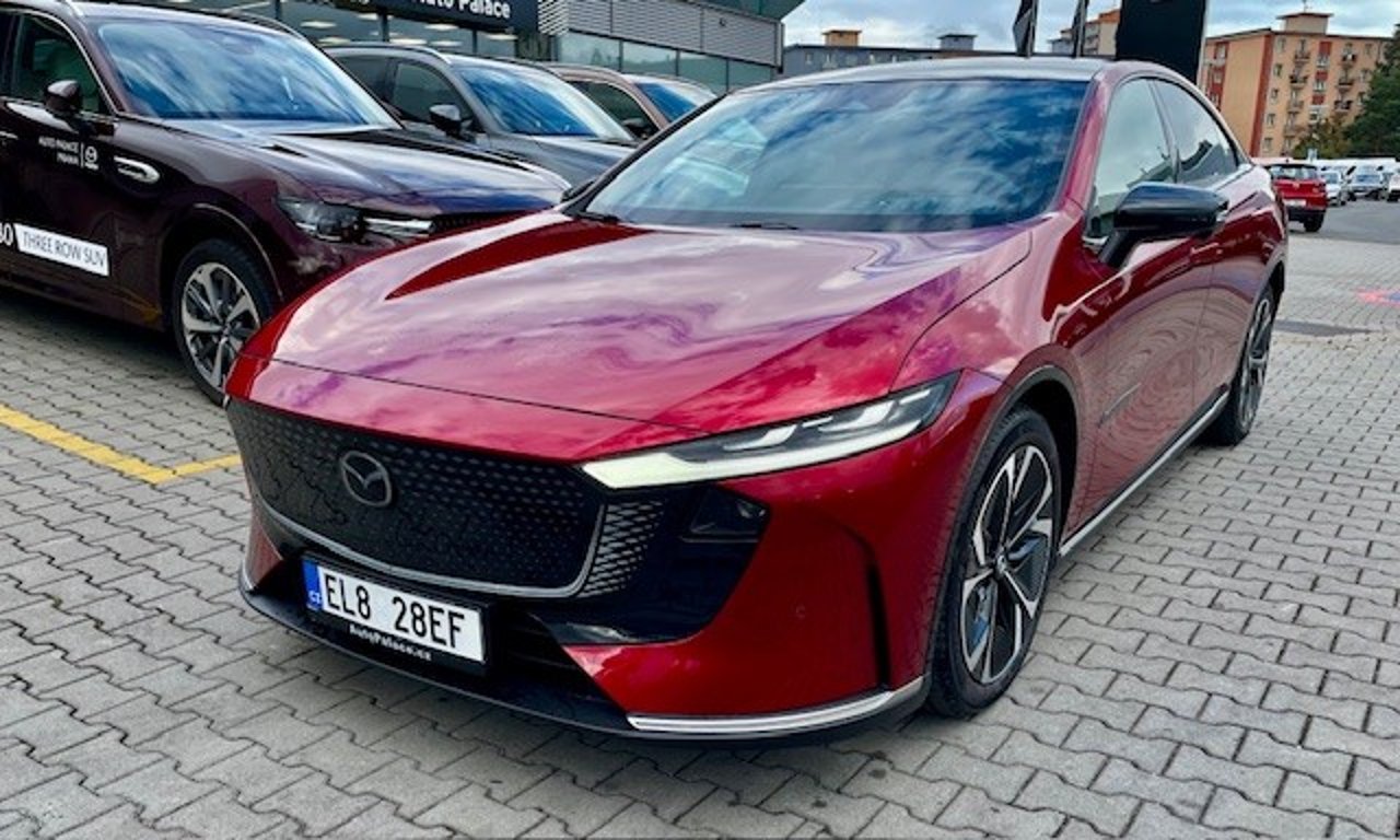 Mazda 6e