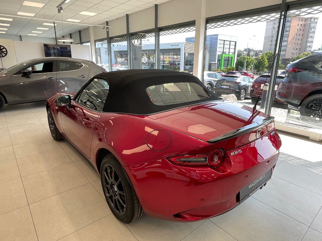 Mazda MX-5