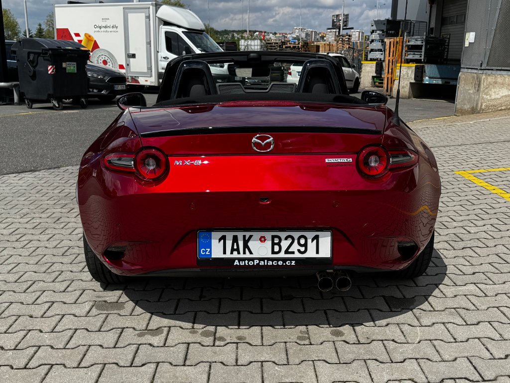 Mazda MX-5