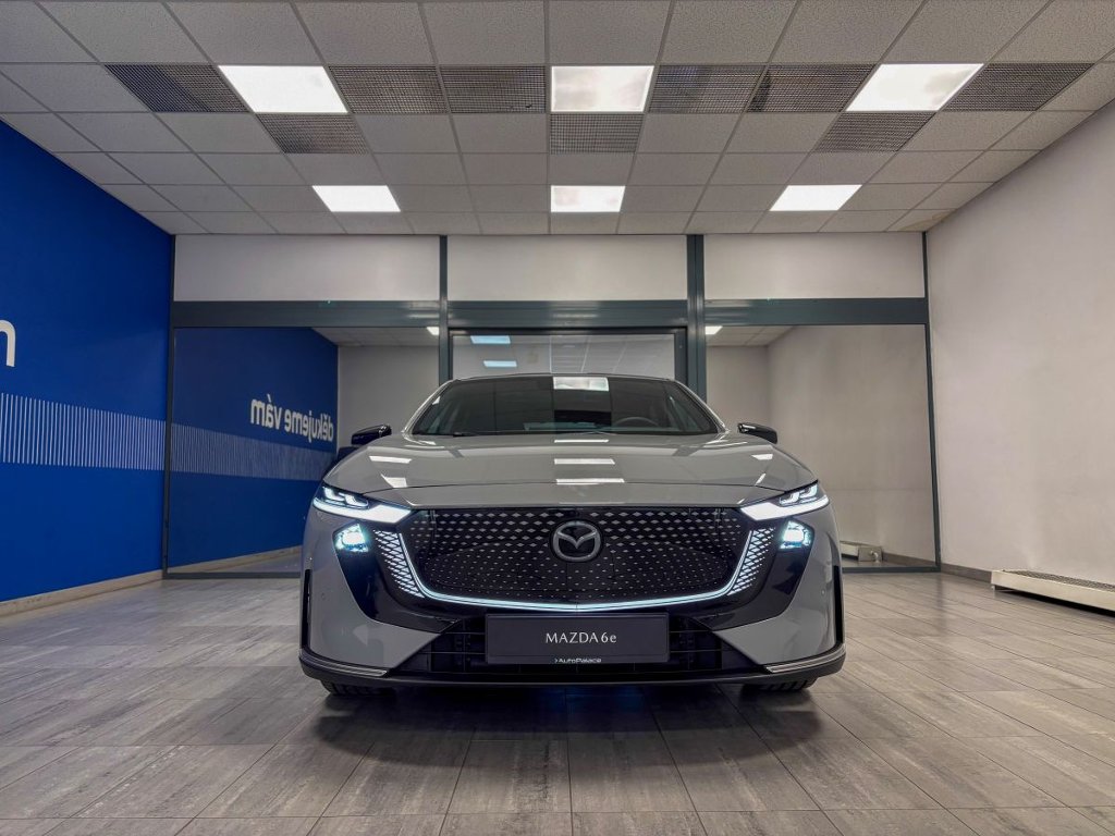 Mazda 6e
