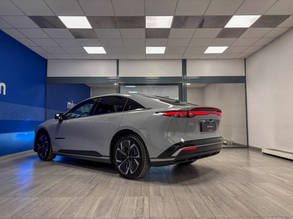 Mazda 6e