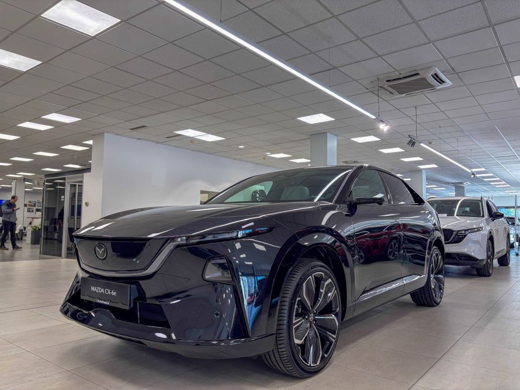 Mazda CX-6e
